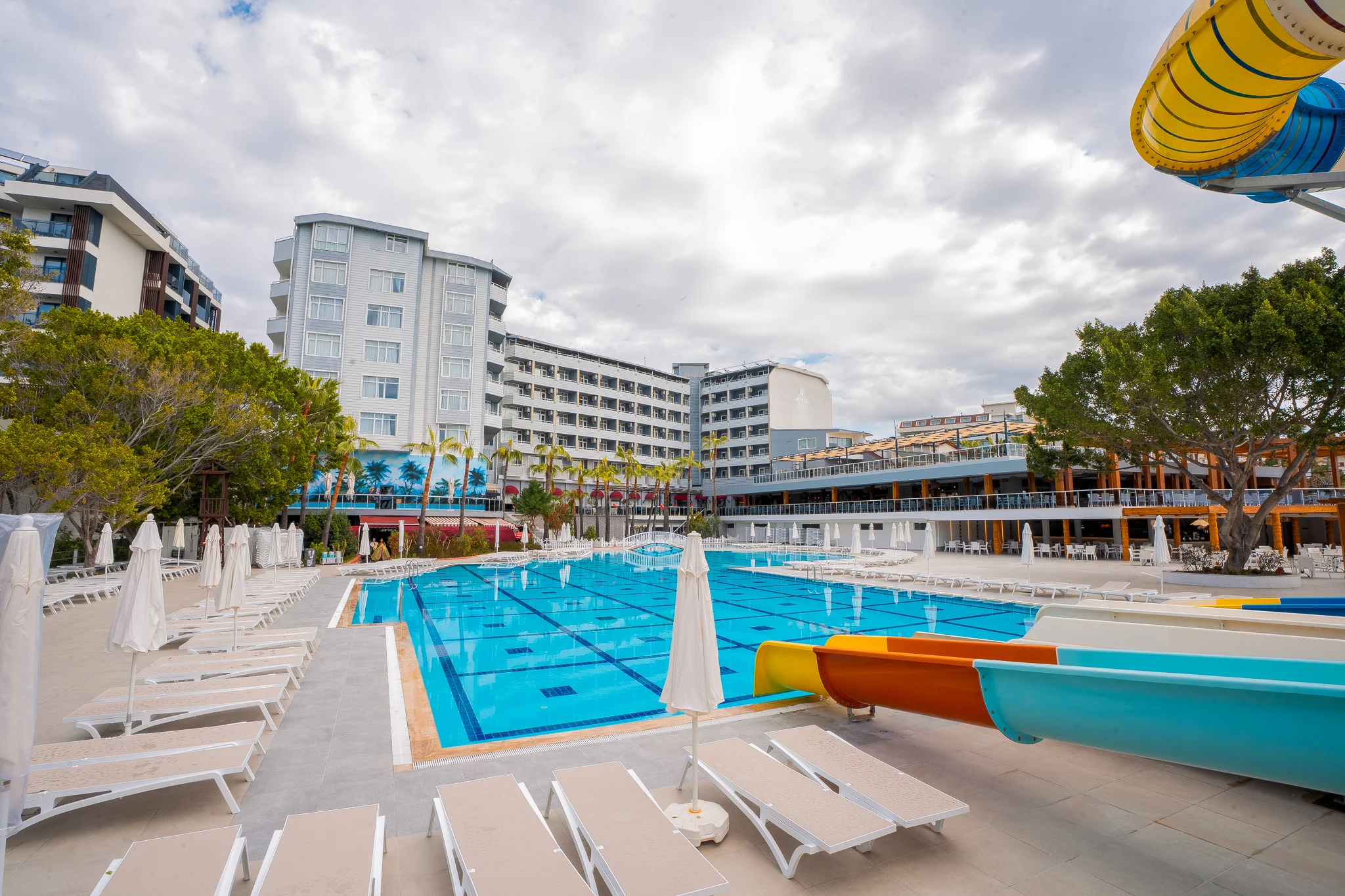 Otel Bahçe